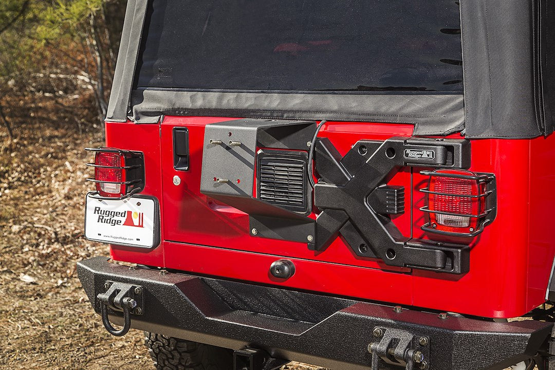 Rugged Ridge 11546.62 Spare Tire Carrier||11546_62_Lifestyle2.Jpg||89||o311154662||1568305