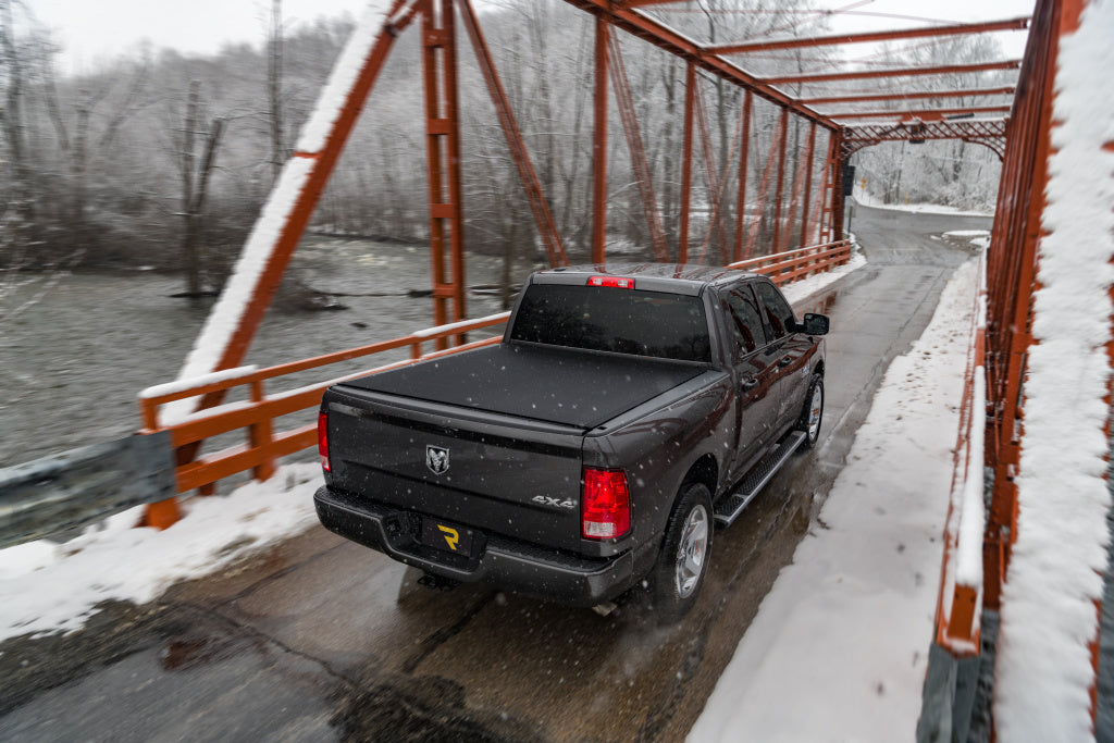 Truxedo 1546916 Tonneau Cover||tx_Sentryct_Dodge-Ram18-Gray_Bridge_Rt.Jpg||92||t701546916||1543582