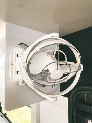 Caframo Limited 7010cawbx Fan||7010cawbx_Lifestyle_Sirocco Ii_4.Jpg||92||c4p7010cawbx||1714500