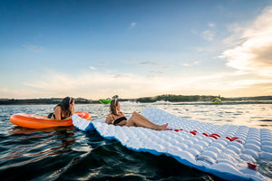 Airhead Ahpf-067 Float Tube||airhead_Lifestyle_Austin_21_ Pool Lake River -28.Jpg||95||a4mahpf067||1304172
