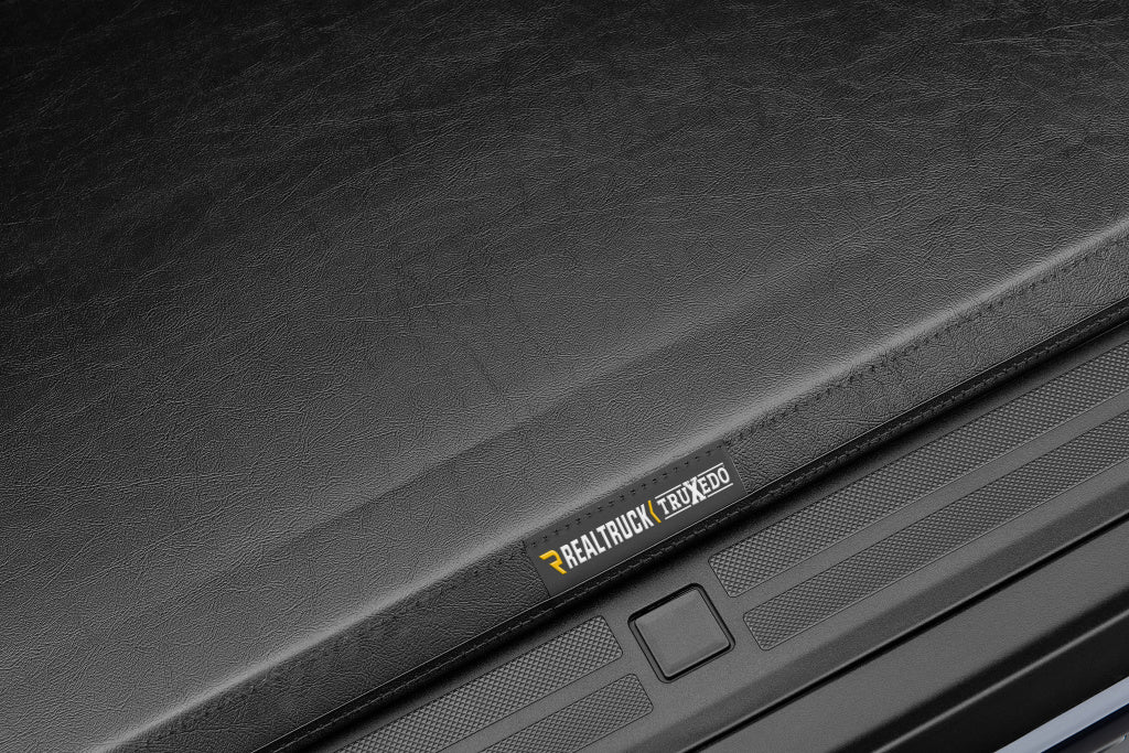 Truxedo 279101 Tonneau Cover||tx_Truxport_21ford-F150_Details_05badge_Rt.Jpg||95||t70279101||1543501