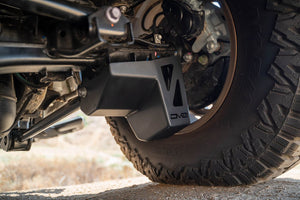 Dv8 Offroad Sptt1-06 Skid Plate||4th-Gen-Tacoma-Rear-Shock-_-Link-Skid-Plates-Installed-1.Jpg||91||dv8sptt106||1629100