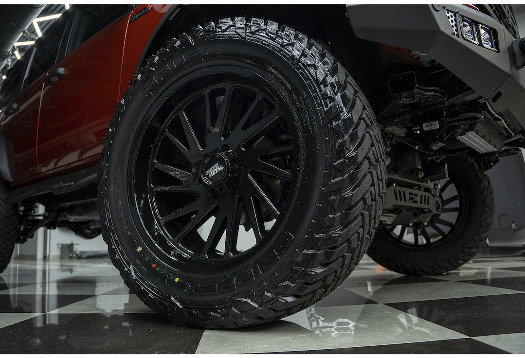 Moto Metal Wheels Mo811mx22126844n Wheel||moto Metal-Mo811-Combat-Matte Black-22x10-2022 Ford Bronco 4.Png||90||a78mx22126844||2262459