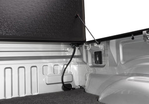 Undercover Fx21004 Tonneau Cover||uc_Flex_17fordf150_Silver_Proprod.Jpg||89||u19fx21004||875677