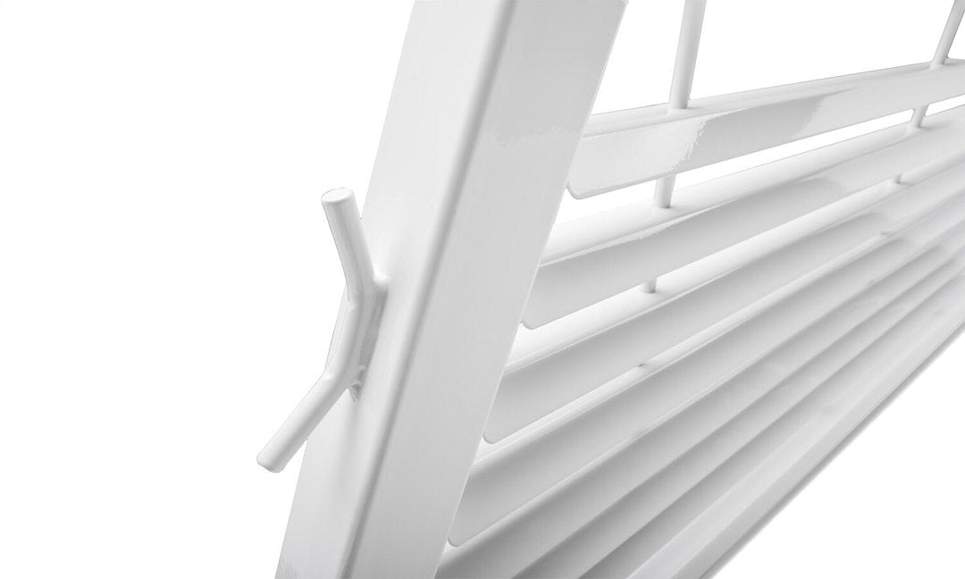 Backrack 12900w Headache Rack||brk_Louvered_White_Offvehicle_Cu_2.Jpg||87||b1a12900w||1571891