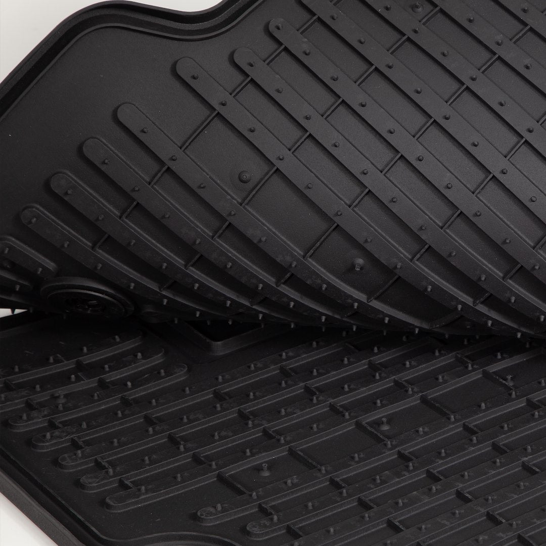 Product of Plasticolor 001796r01 Floor Mat