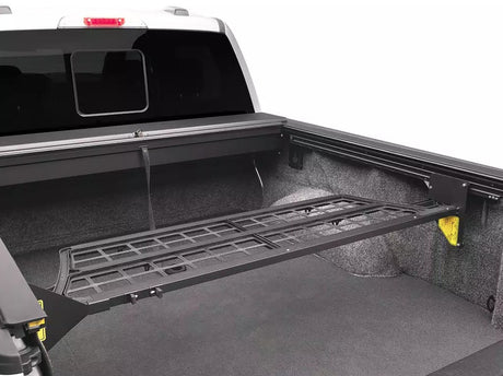 Roll-N-Lock Cm401 Bed Cargo Divider||cm401_1.Jpg||86||r75cm401||1728971