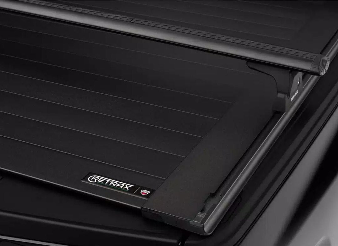 Retrax T-90338 Tonneau Cover||t-90338_1.Jpg||86||rtxt90338||2176355