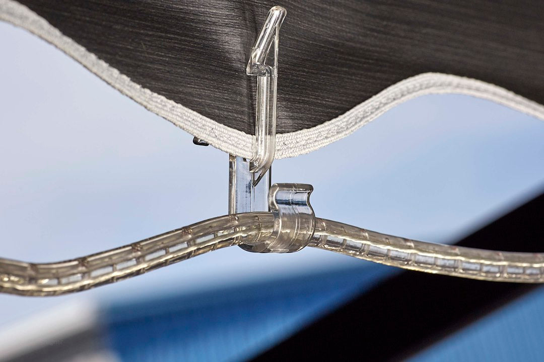 Rv Designer M125 Multi Purpose Clip||m125 In Use_Rope Lightwebready.Jpg||94||r6rm125||1462261