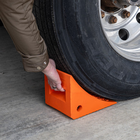 Buyers Products Wc8118 Wheel Chock||wc8118_9.Jpg||89||b83wc8118||2212785