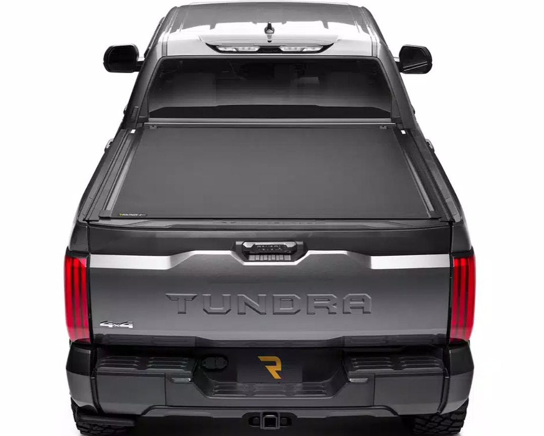 Bak Industries 80440rk Tonneau Cover||revlvx4ts_Tonneau Cover_Black_4.Jpg||89||b6580440rk||1769014