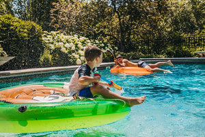 Airhead Ahpf-067 Float Tube||airhead_Lifestyle_Wisconsin_21e_Pool Lake River -12.Jpg||95||a4mahpf067||990097