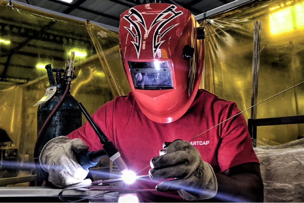 Product of SmartCap EV0318-MB  Truck Cap 