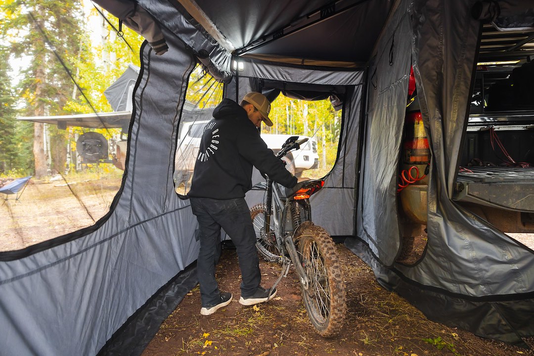Freespirit Recreation 400-Rsquickset270annexroomkit Awning Enclosure||400-Lsquickset270annexroomkit_3.Jpg||88||fsrrsquckset2||1191932