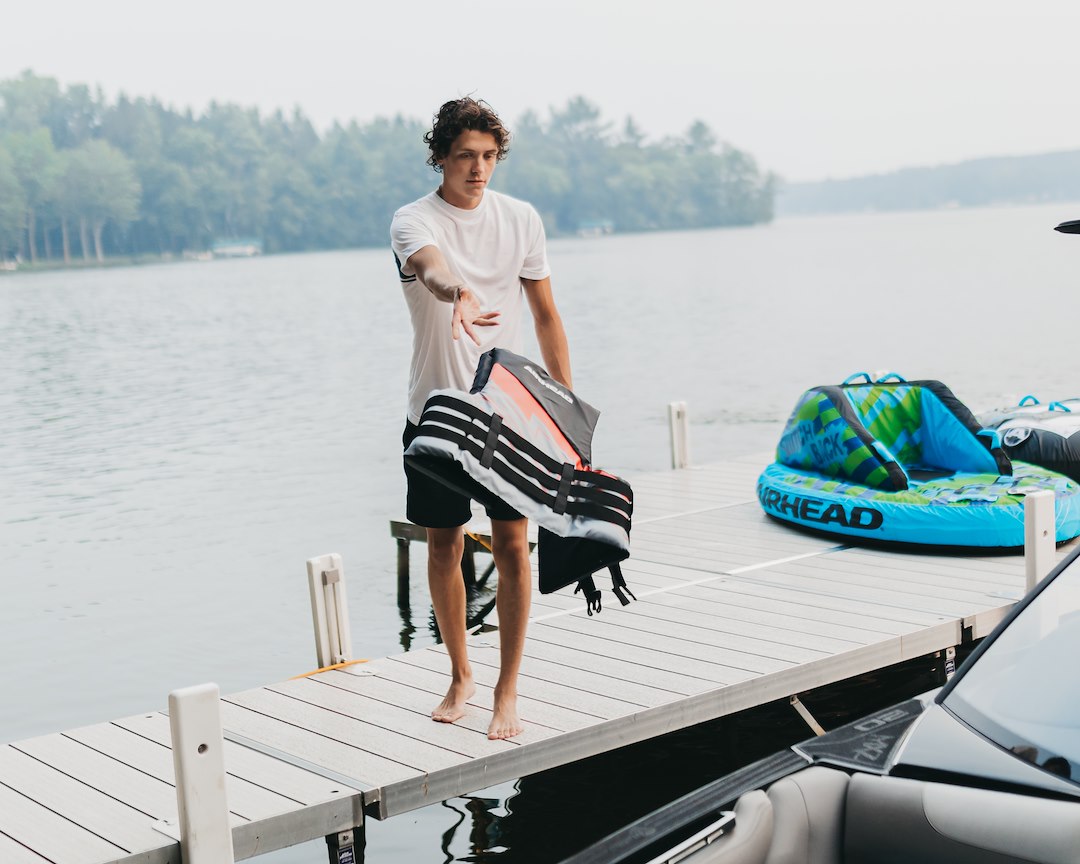 Airhead 30084-06-A-Br Pfd - Personal Floatation Device||airhead_Lifestyle_Wisconsin_21_Life Jackets -15.Jpg||92||a4m3008406abr||1021100