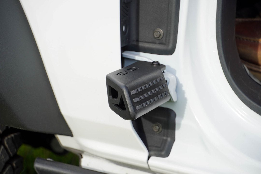 Dv8 Offroad Stbr-01 Foot Peg||2021-2023-Ford-Bronco-Foot-Pegs-Installed-05.Jpg||95||dv8stbr01||1629344