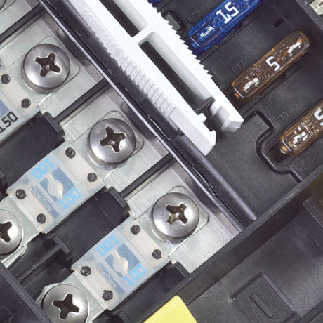 Blue Sea 7748-Bss Fuse Block||7748-Bss_1.Jpg||86||b6z7748bss||858558