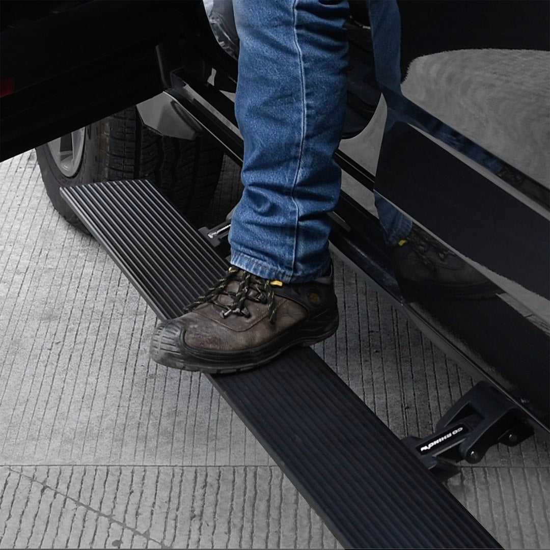 Go Rhino 20444587pc Running Board||gr_Eboard_20443587pc_Tundracrewmax_03.Jpg||90||g2620444587pc||1107026