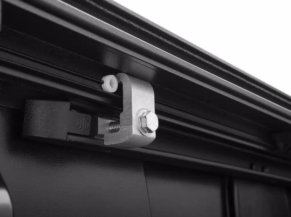 Retrax Eq0870 Tonneau Cover||eq0870_14.Jpg||95||rtxeq0870||1740039