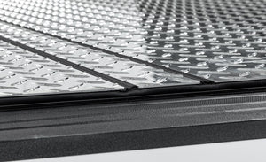 Access Covers B2050039 Tonneau Cover||lomax_Finish_Diamond_Plate.Jpg||86||a74b2050039||1725095