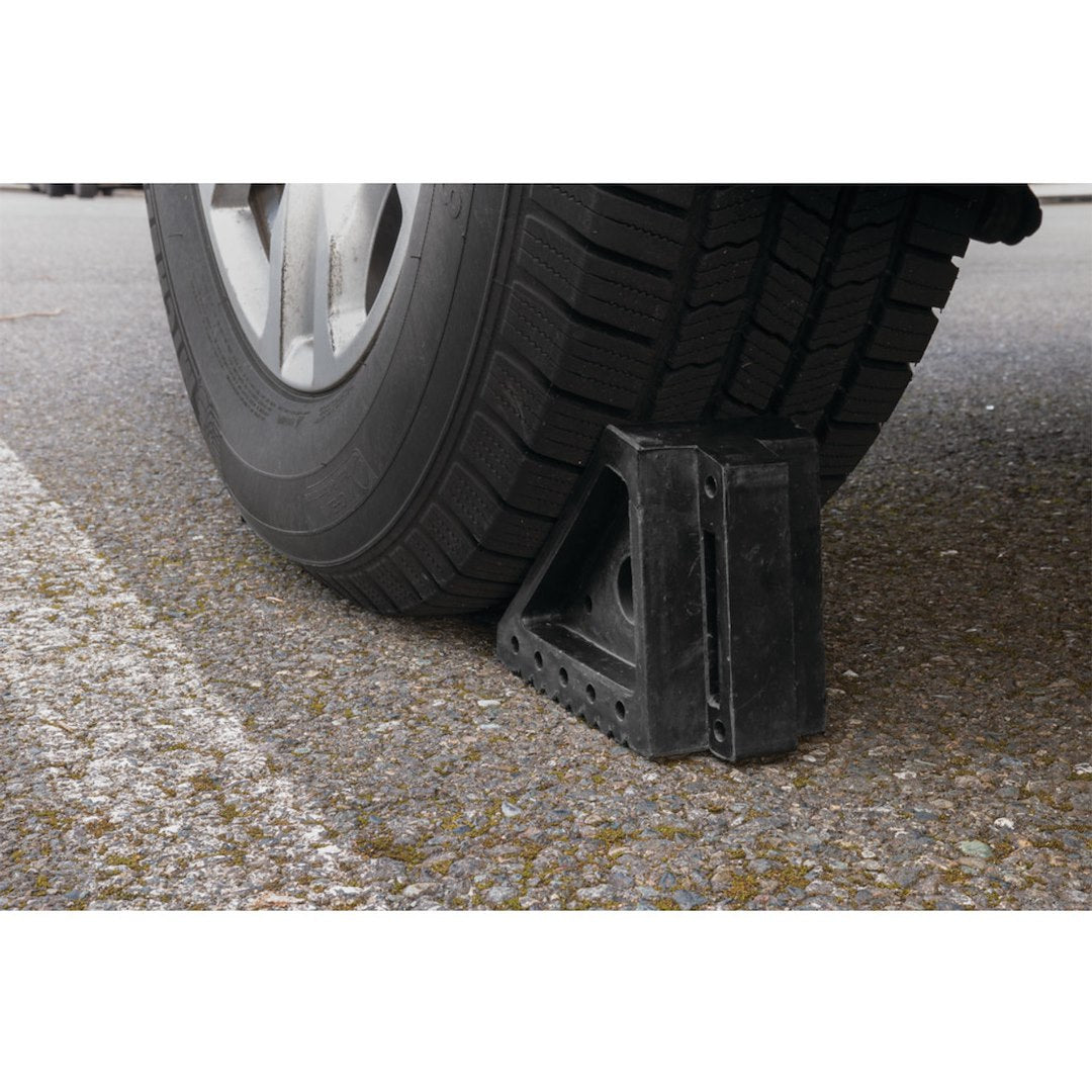 Performance Tool W41001 Wheel Chock||w41001_2.Jpg||87||ptlw41001||1595898