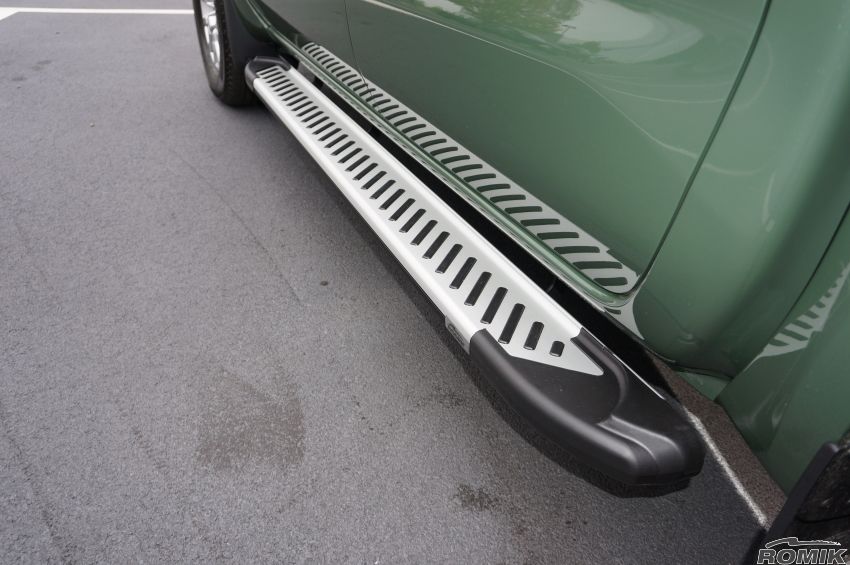 Product of Romik USA 61823418 RAL-T Series Running Board 