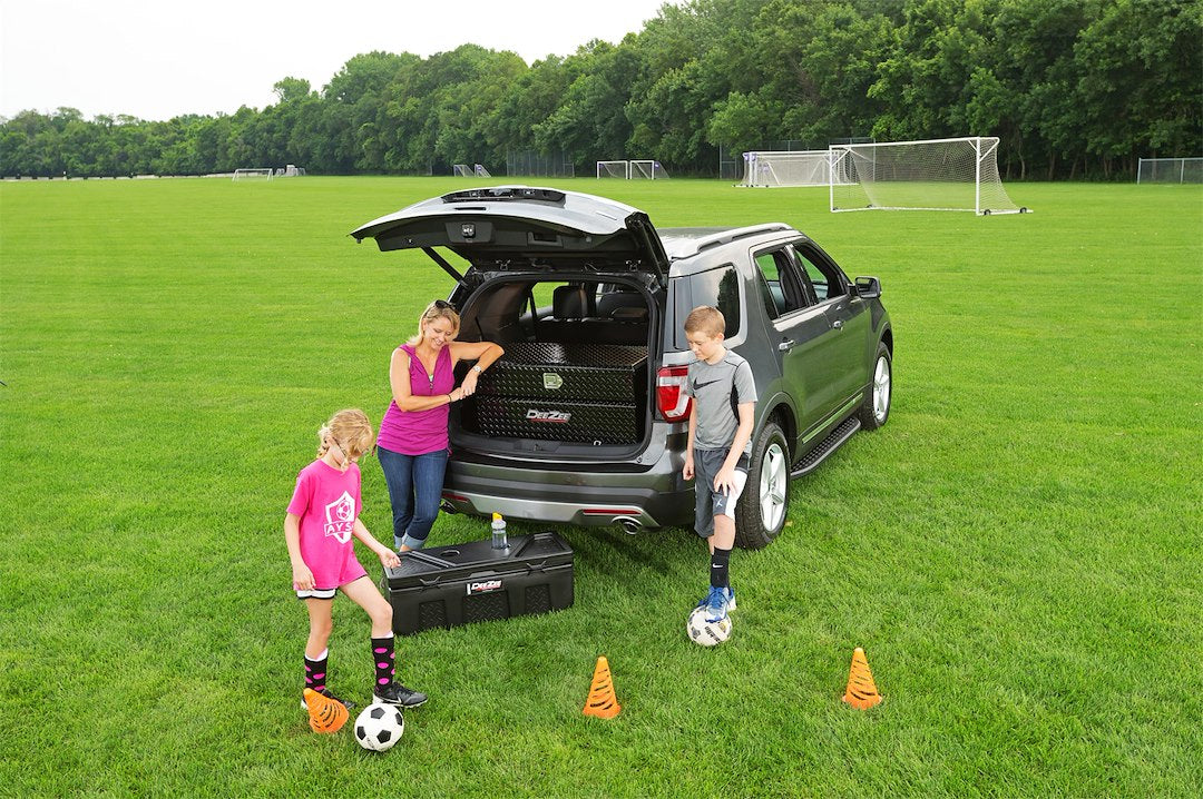 Dee Zee Dz8537b Tool Box||tb-Red-Chest-Dz8537b-Lifestyle.Jpg||94||d378537b||1294283