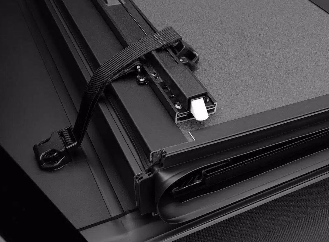Bak Industries 448147 Tonneau Cover||bak448147_8.Jpg||93||b65448147||1769768
