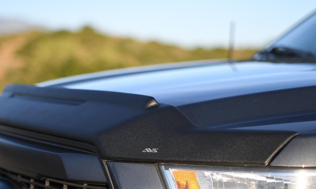 Auto Ventshade (Avs) 436048 Bug Shield||avs_Aeroskinii_Lifestyle.Jpg||86||v15436048||1762396