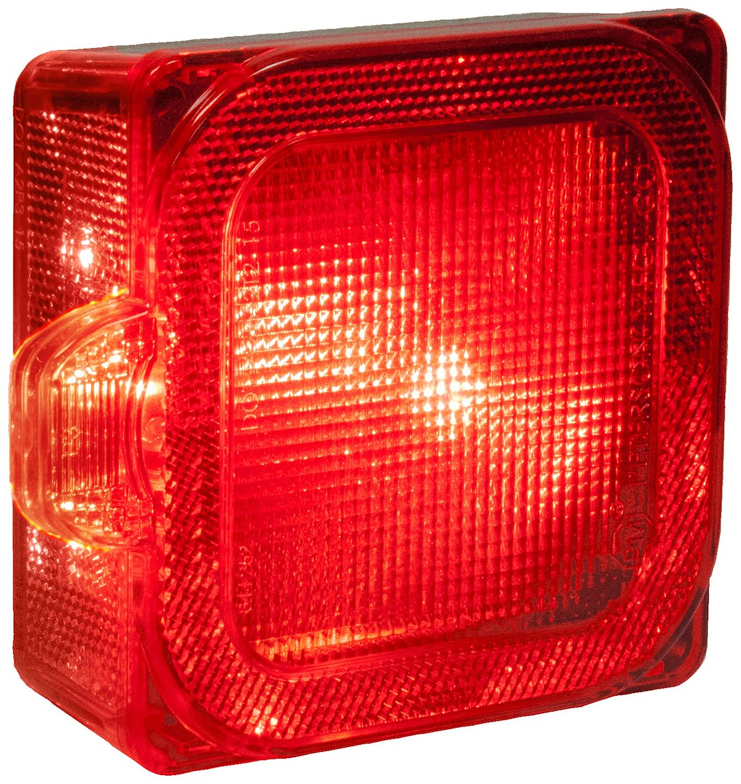 Product of Peterson Mfg. V844 Trailer Light