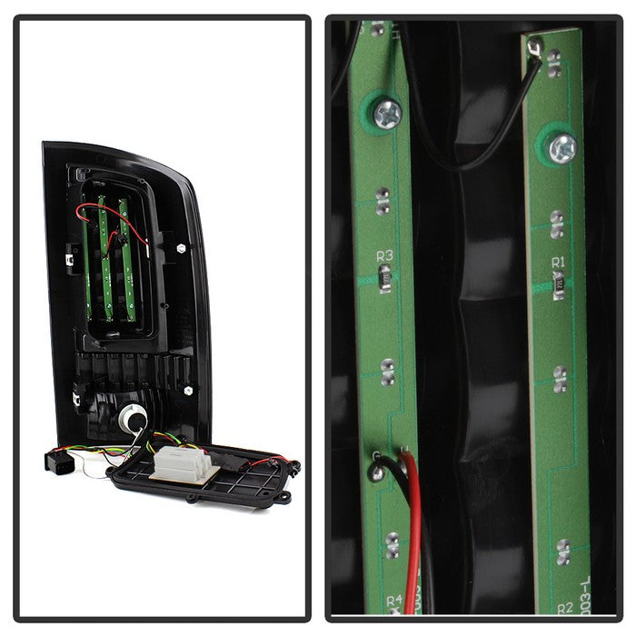Product of Xtune 9040252 Tail Light Assembly 