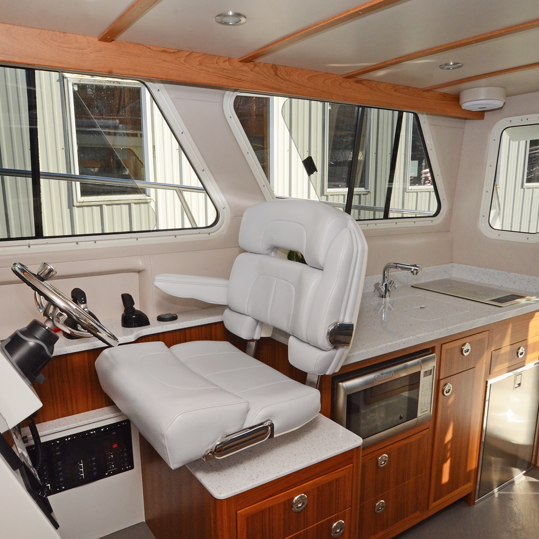 Product of Taco Ha1-25wha-7-0000-0-0 Boat Seat