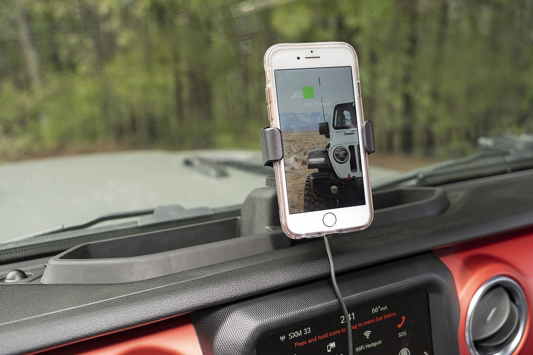 Rugged Ridge 13551.35 Wireless Cellular Phone Charger||||88||o311355135||1910811