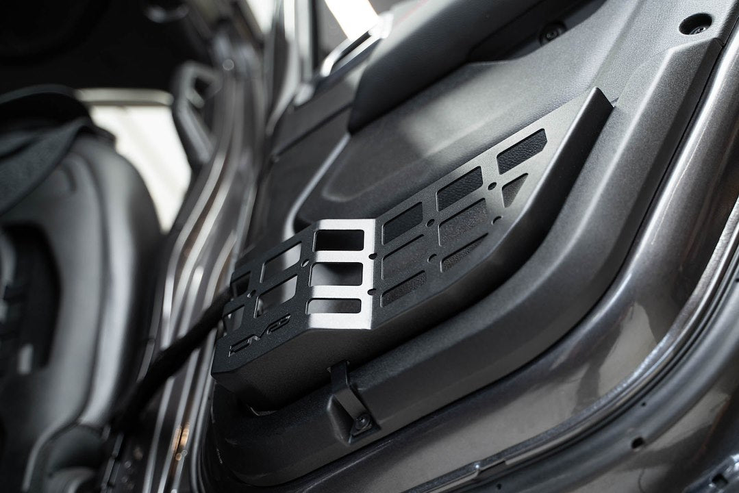 Dv8 Offroad Mpjl-06 Molle Cargo Panel||wrangler-Jl-_-Gladiator-Jt-Rear-Door-Pocket-Molle-Panels-Installed-10.Jpg||95||dv8mpjl06||1628327